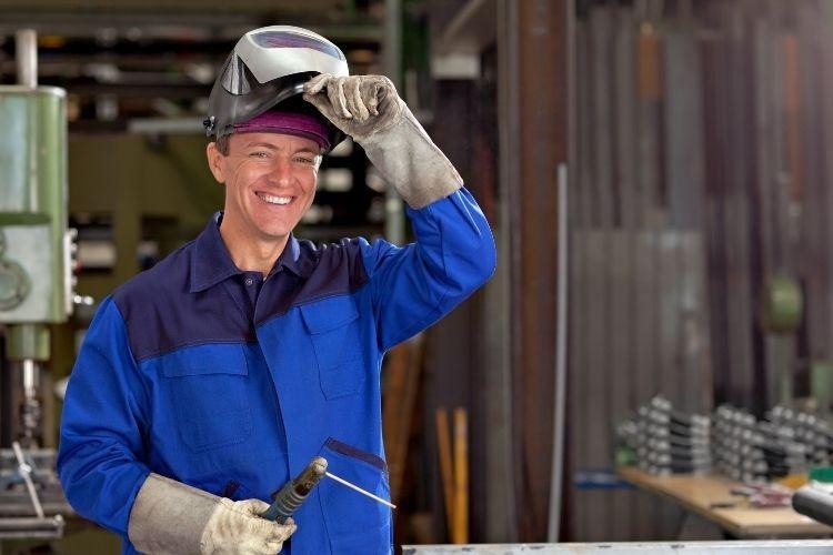 What Pipeliner Welding Helmets Reveal About Hudson’s Modern Small Business Environments